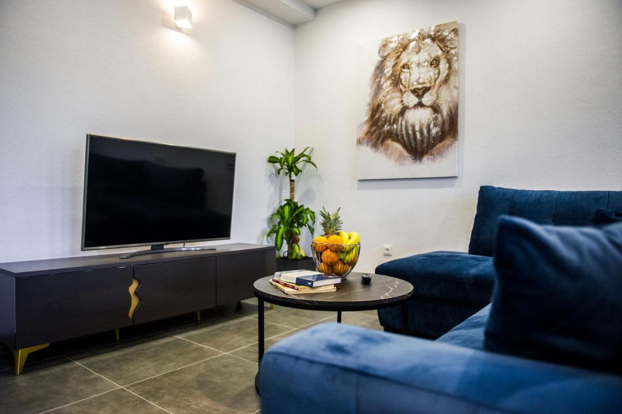 Apartment Lux Elba Kastela